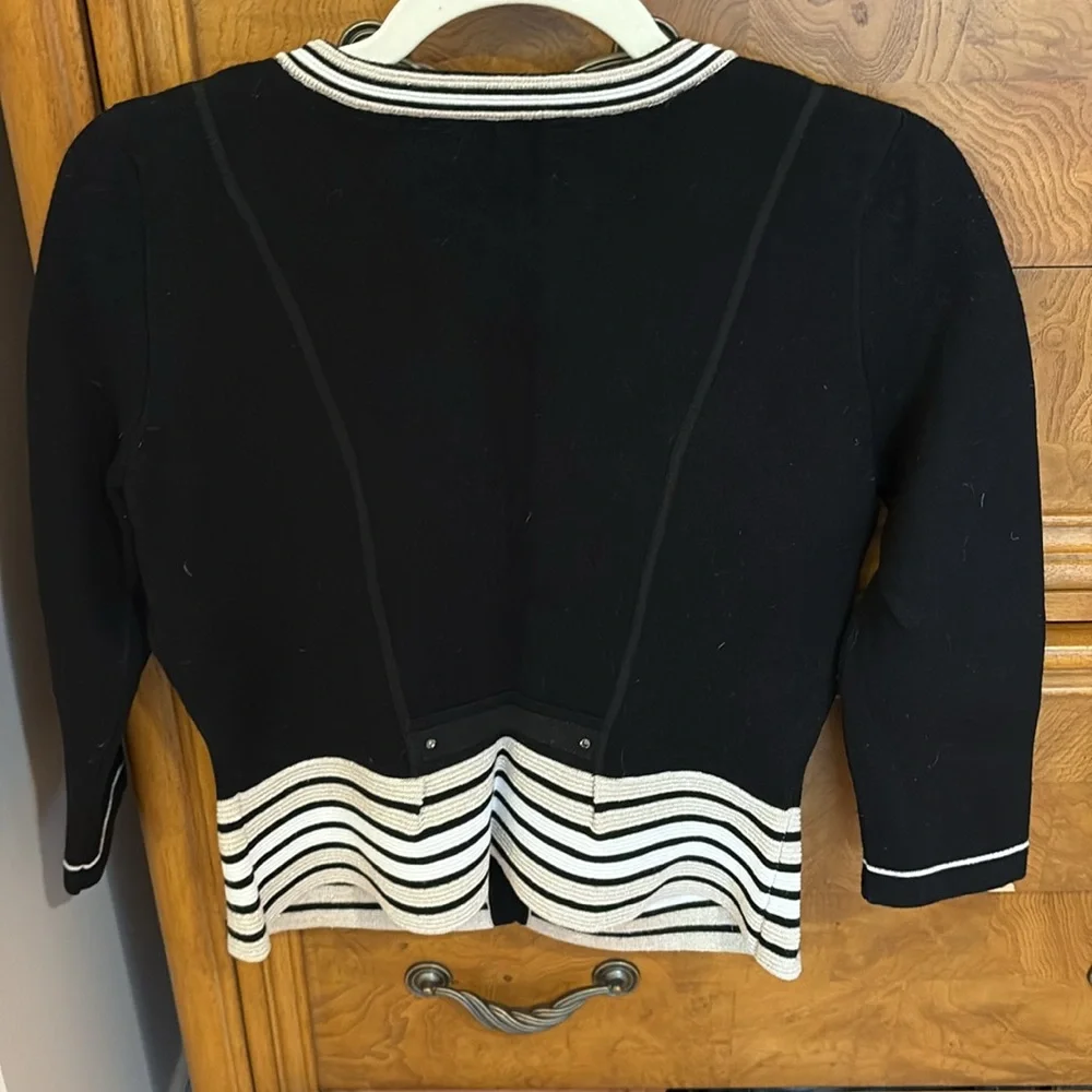 Super cute WHBM cardigan - Picture 5 of 6
